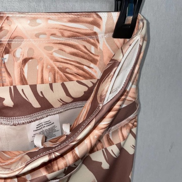 Nike Women's Dri-Fit Crop Leggings Botanical palm print M - Picture 9 of 12